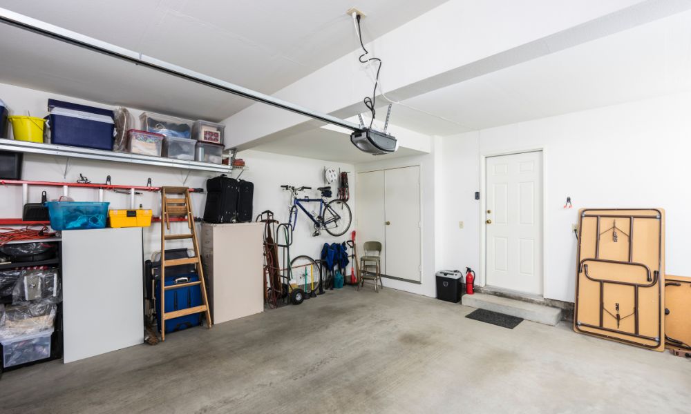 Tips and Tricks on How To Organize Your Garage