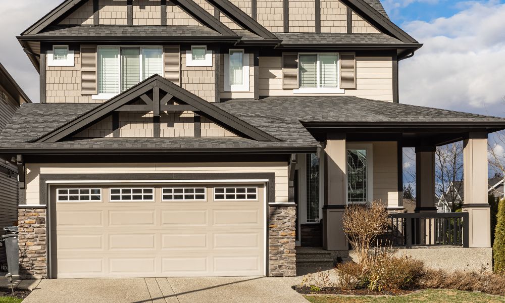 Guidelines for Choosing the Perfect Garage Door Color